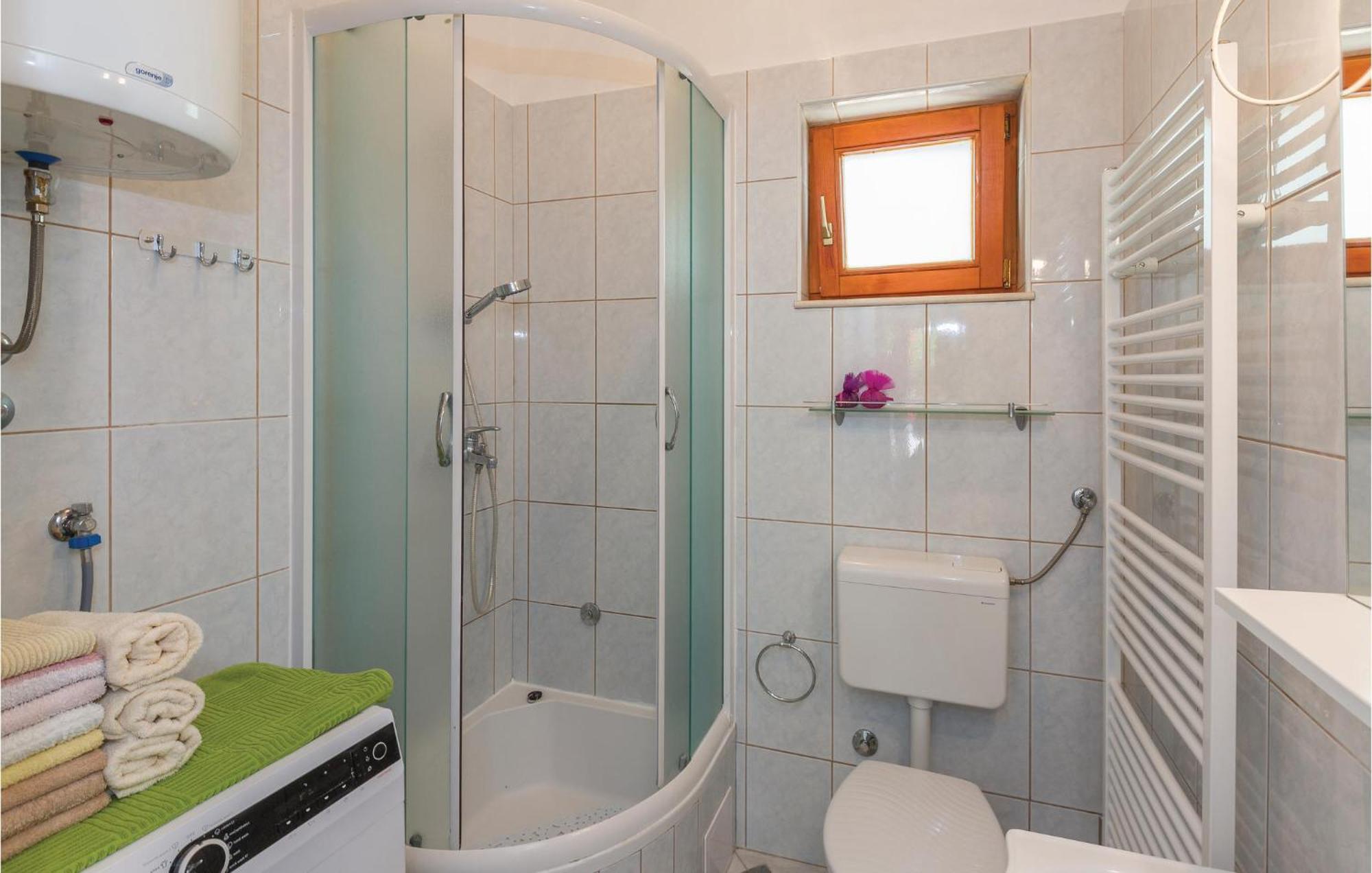 Lovely Apartment In Makarska With Wifi Eksteriør bilde